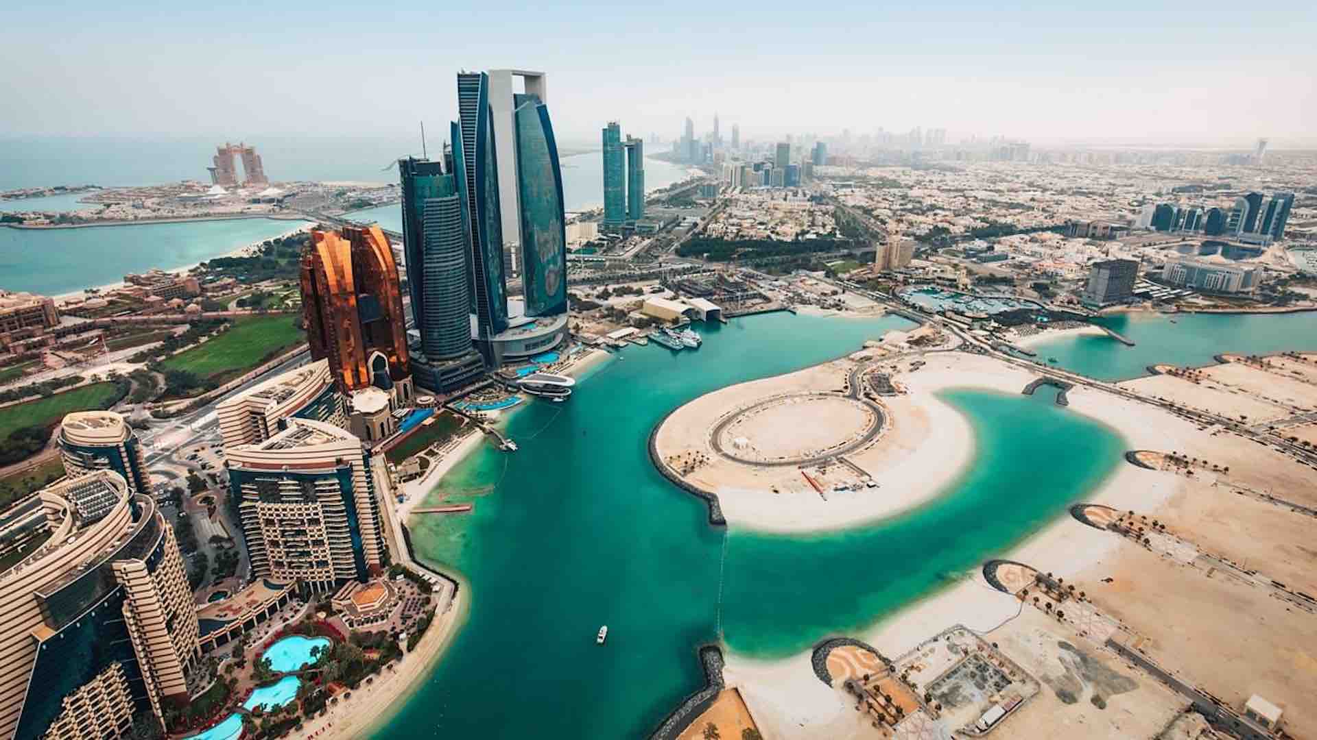 Abu Dhabi partners with Verses and Analog for smart city initiatives